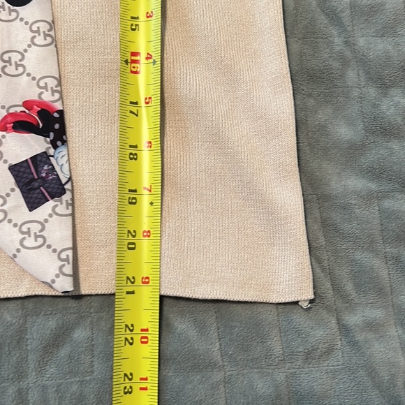 Minnie Mouse Sweater with Purses, Tan, Faux Scarf, Puff Sleeve, Size S or XS - Picture 8 of 8